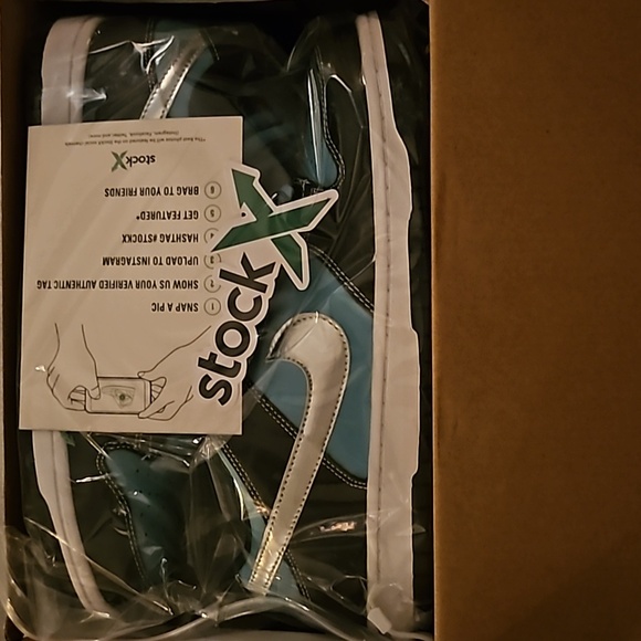 Nike Dunk SB x Diamond Co, the "Tiffany" Size 9.5 - Picture 3 of 9